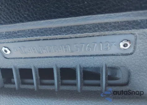 2017 Jeep Wrangler Unlimited Sport 4X4 из США, поврежденный, VIN 1C4HJWDG4HL576713